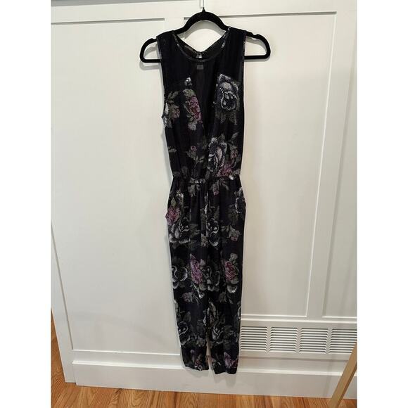 Lululemon Party Onsie in Garden Party Smooth Silver Multi - Picture 4 of 8